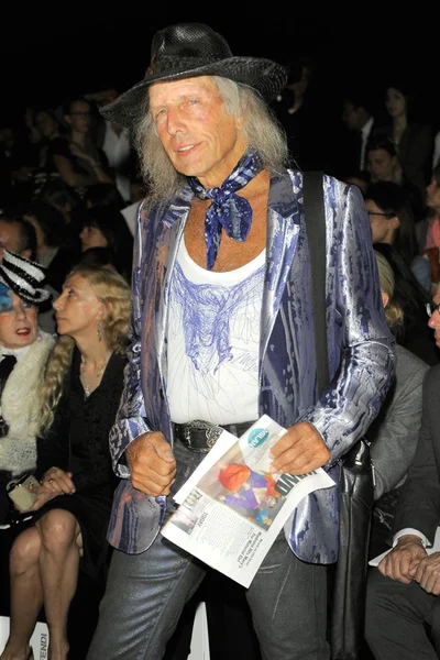 Look 14